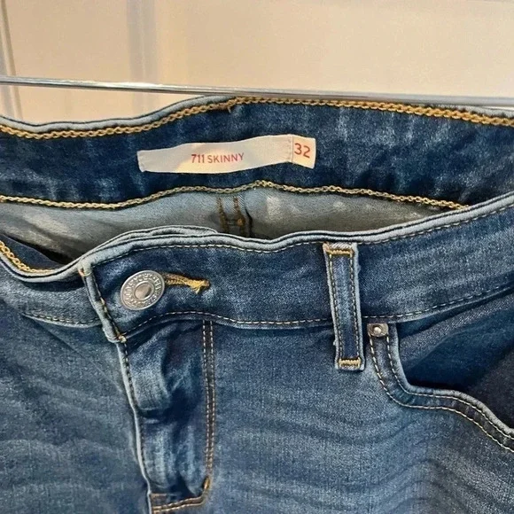 Levi’s 711 Skinny Jeans - Size 32 - Picture 6 of 7